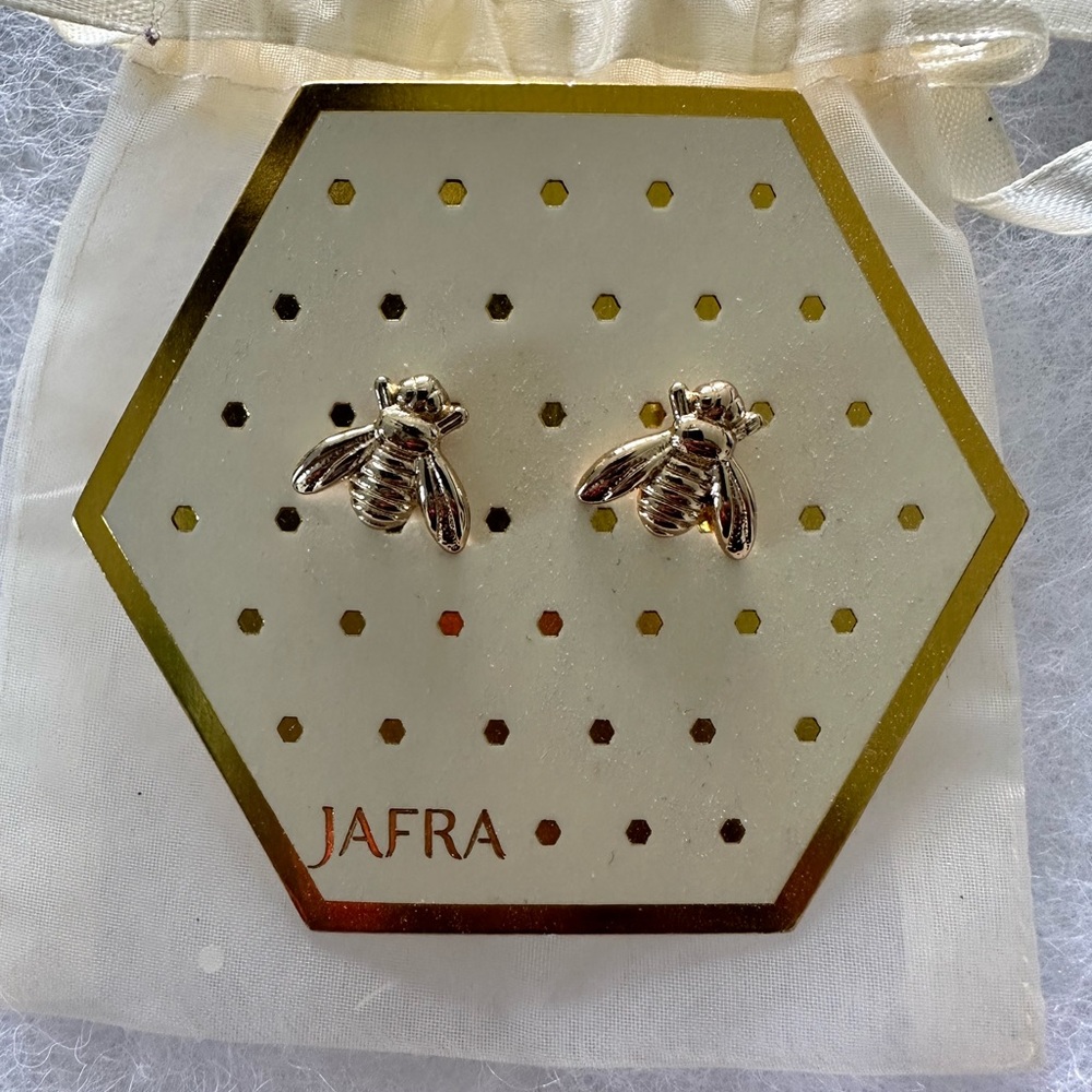 JAFRA Bee Stud Earrings